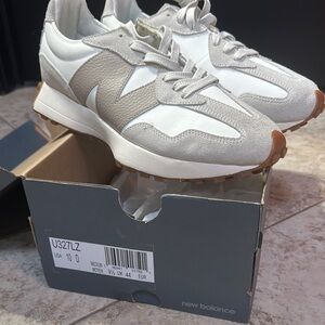 New Balance White and Gray Sneakers